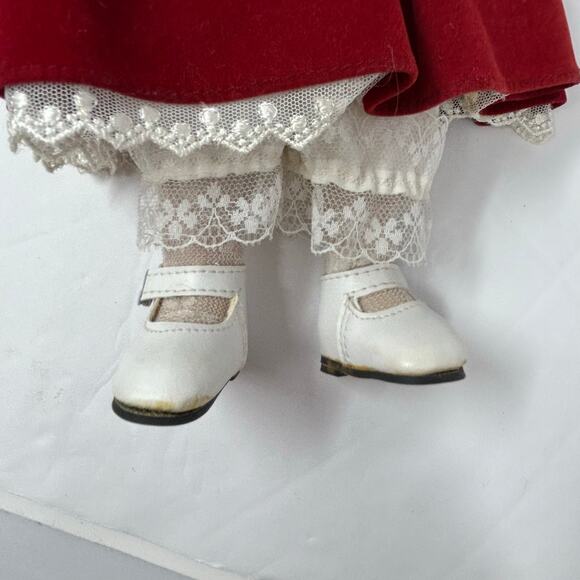 La Collection Artisan Doll Porcelain "Jackie" Wind Up Musical Doll Collector 16" - Picture 11 of 11